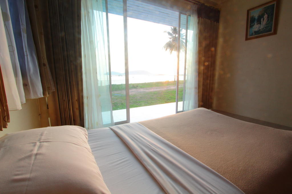 Star Light Beach Resort And Restaurant Chumpon Chambre photo